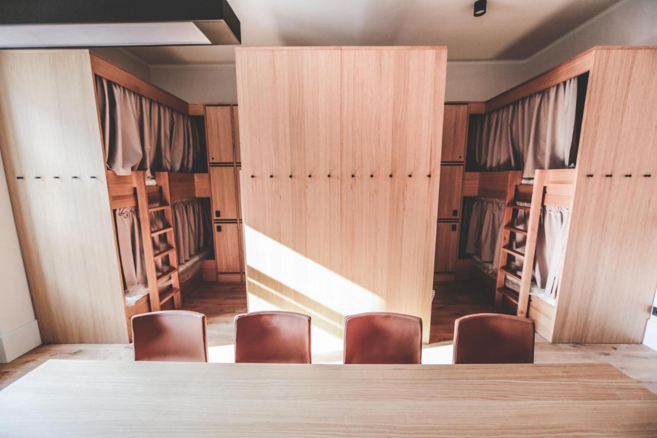 Ruttner Haz Hostel Veszprém Buitenkant foto