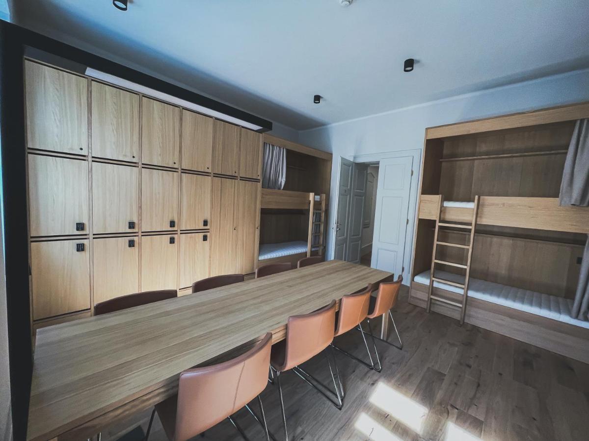 Ruttner Haz Hostel Veszprém Buitenkant foto