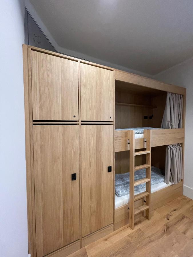 Ruttner Haz Hostel Veszprém Buitenkant foto
